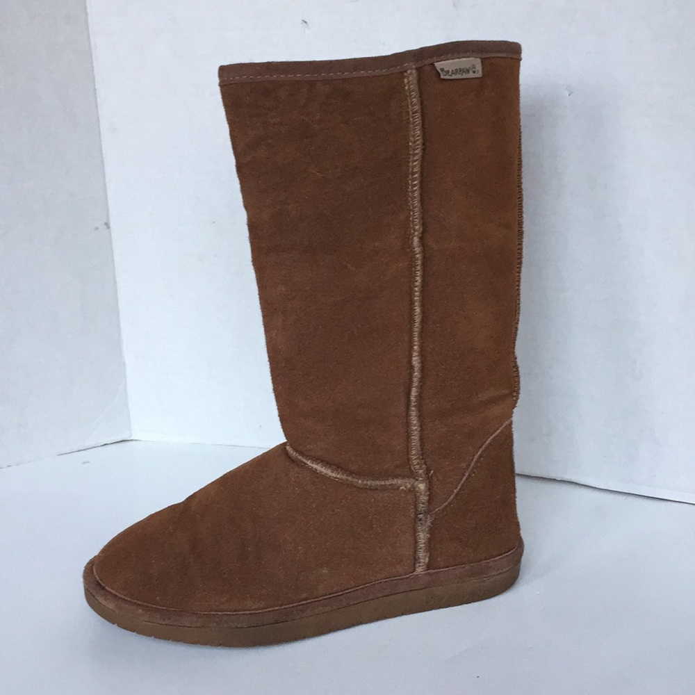 Bearpaw boots Emma tall size 8